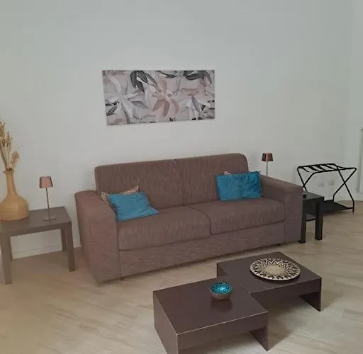 Domus 95 *